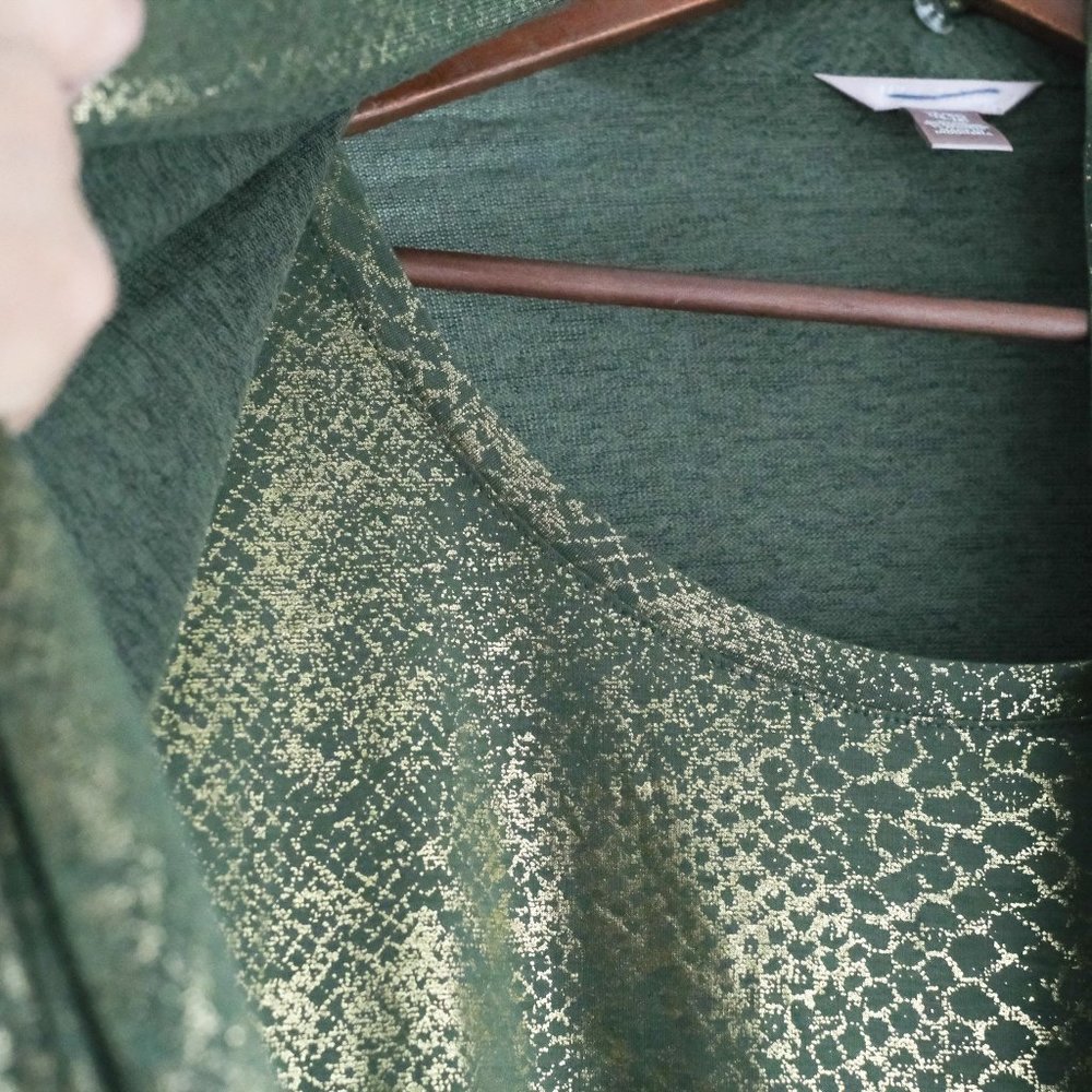 sweater - Picture 4 of 7